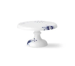 Royal Copenhagen Blå Mega Riflet Fad På Fod 23 Cm