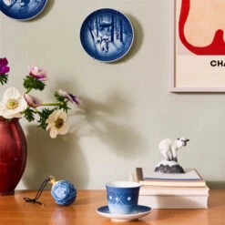 Royal Copenhagen Juleplatte 2023, Juletid I Skoven -Royal Copenhagen 1066049 2