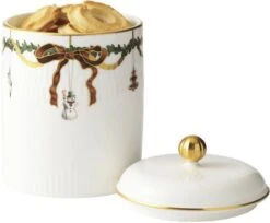 Royal Copenhagen Stjerne Riflet Jul Krukke M. Låg 16 Cm 7 Royal Copenhagen Stjerne Riflet Jul Krukke M. Låg 16 Cm -Royal Copenhagen RC0383