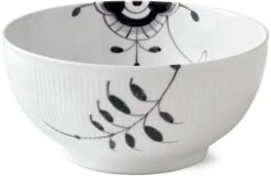 Royal Copenhagen Sort Mega Riflet Skål Ø24 Cm