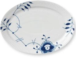 Royal Copenhagen Blå Mega Riflet Oval Tallerken 28 Cm
