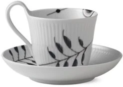 Royal Copenhagen Sort Mega Riflet Højhankskop M. Underkop 25 Cl -Royal Copenhagen RC0723