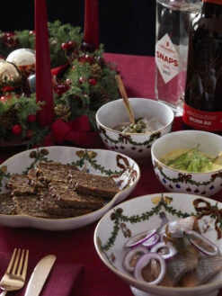 Royal Copenhagen Stjerne Riflet Jul Fad 17,5 Cm 9 Royal Copenhagen Stjerne Riflet Jul Fad 17,5 Cm -Royal Copenhagen Table Setting Star Fluted Christmas 03